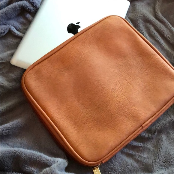 Steve Madden Orange iPad Case - Picture 4 of 5